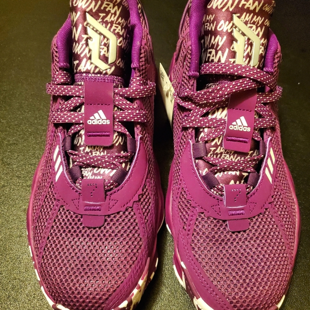 Men's Athletic Shoes